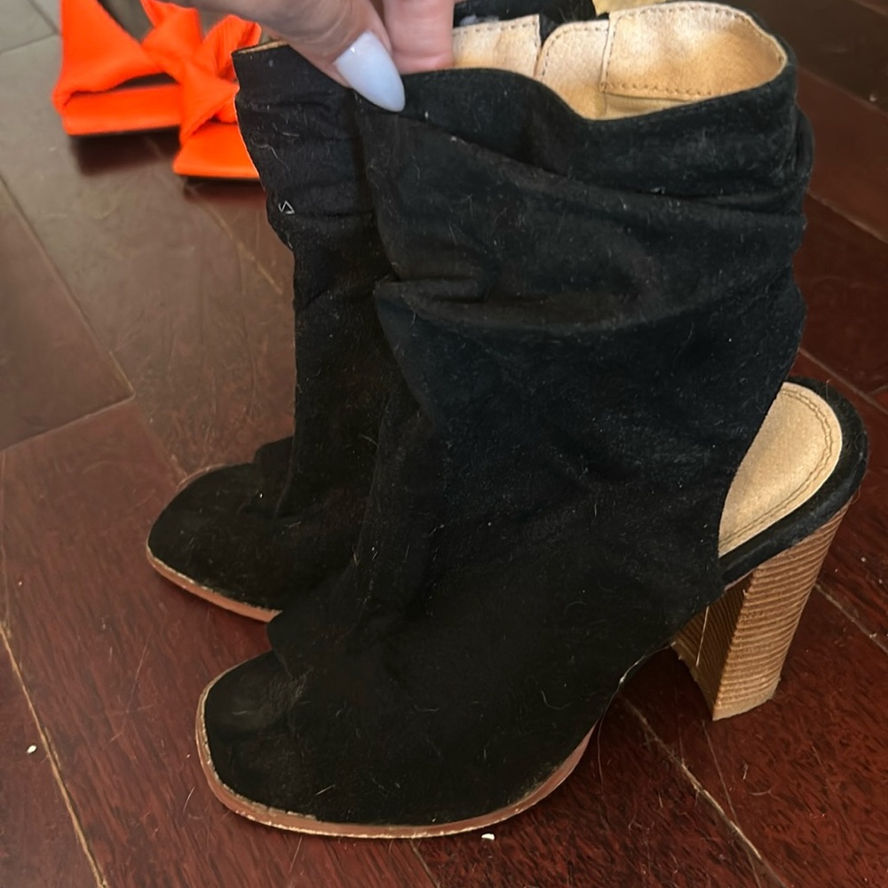 Heels suede black